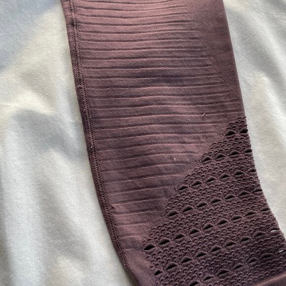 Gymshark Energy Seamless Highrise Leggings Mesh Plum Size Medium - Picture 6 of 8